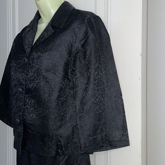 Vtg 60s black brocade 2 Piece dressy jacket & maxi skirt - Picture 6 of 13